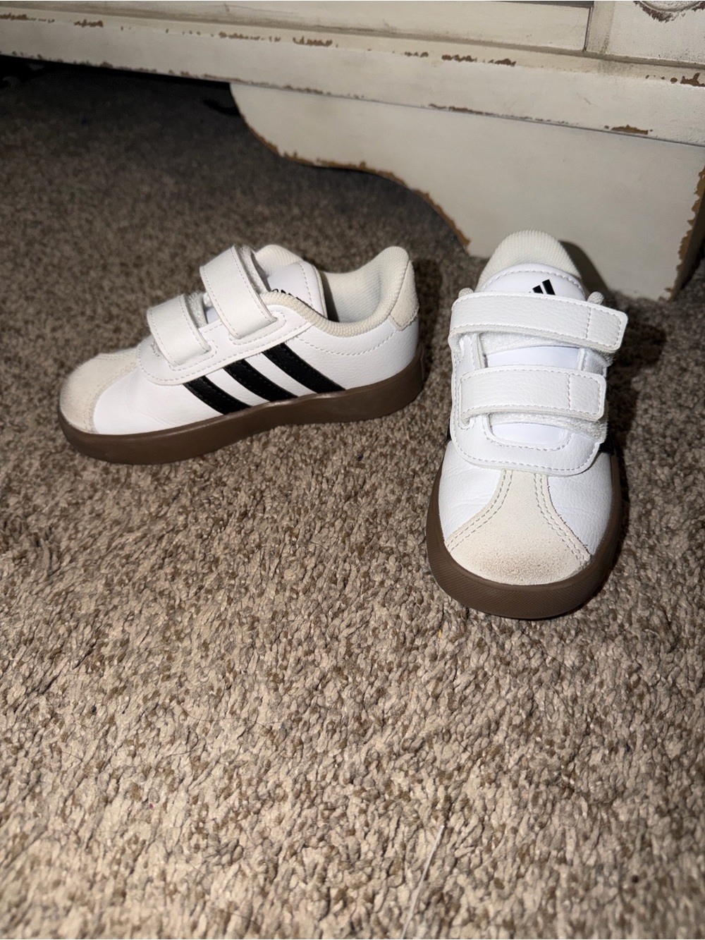 NWOT adidas White Kids Sneakers with Black Stripes and Brown Soles